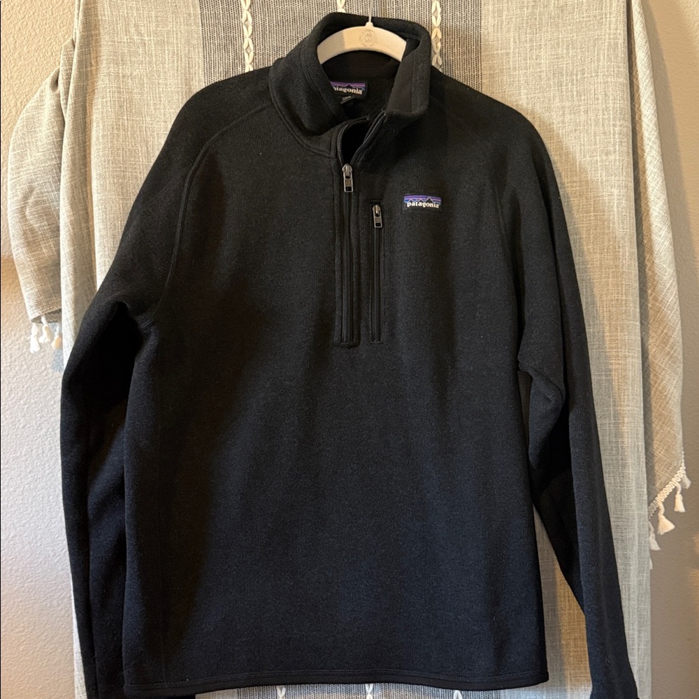 Patagonia Men's Black Sweater